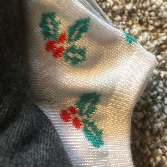 Majesty Brands Set of 10 Pair of No Show Mistle Toes Socks - Fits Sizes 4-10 - Picture 9 of 12